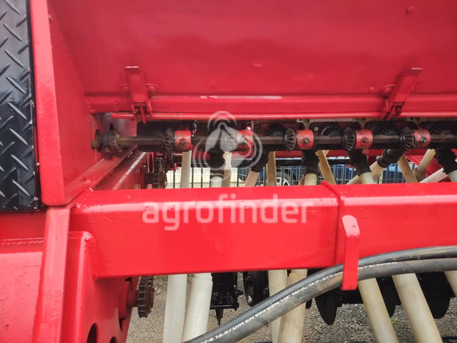 Plantadeira de inverno Semeato SSM 23 ano 2003 | agrofinder